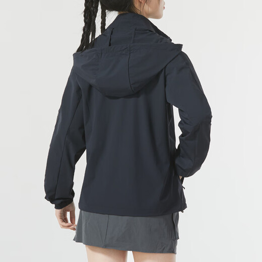 Under Armour Chaqueta oficial Spring Spring New Woven Chaqueta Sportswear al aire libre a prueba de viento a prueba de agua Top de entrenamiento negro Sportswear M