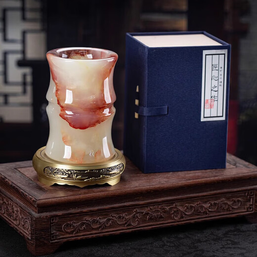 Jade Jade Bisqueo de gran tamaño Ornamento Estudio de la oficina Decoración de la oficina Regalo de estilo chino para hombres Regalos de promoción Botella de bambú Presente con base de latón-B12807