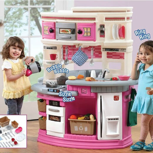 Directeur de la Pill Children's House jouant des jouets de simulation fille cuisine Luxembourg Kitchen Légumes Nouveaux petits teke four cuisine