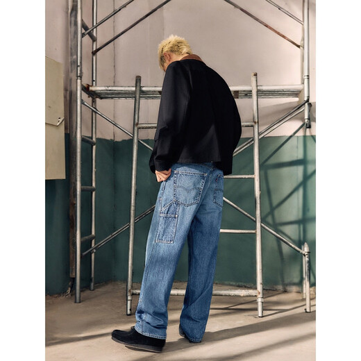 Levi's 25th autumn and winter new American men's 565 loose straight casual denim trousers A5756 medium blue 32 (32)