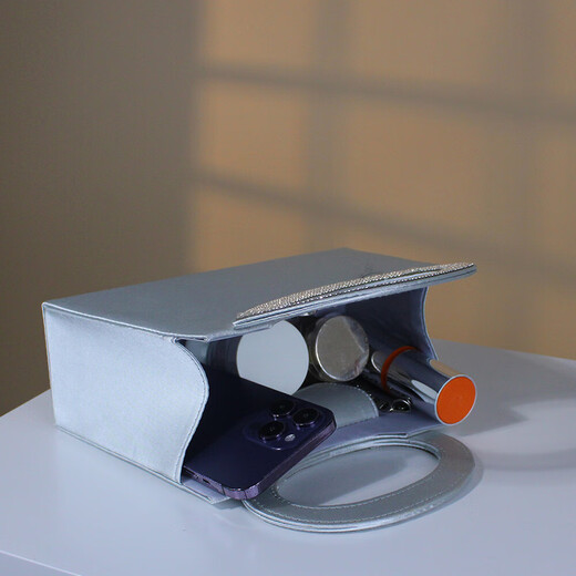 2025 new design high-end hot diamond rhinestone cross-body dinner bag super flash ring banquet trapezoid clutch bag silver