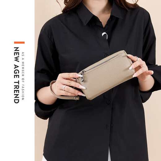 First layer cowhide women's bag 2025 new style genuine leather casual portable clutch bag large capacity simple grocery shopping bag handbag black cowhide 2501