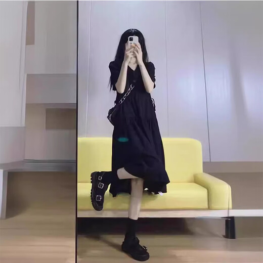 Harudi Hepburn style black French V-neck dress for women 2025 summer new style versatile loose trendy long skirt for women Black M (95-110Jin[Jin equals 0.5 kg])