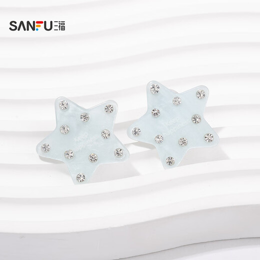 
A pair of three-fu ghostly kids' creative accessories ear clips, energetic cute jewelry accessories earrings 841826 14699-thousand 2 pieces