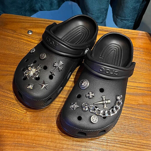 OIN adaptierte Lochschuhe Zubehör Schuhblume Crocs Metall Retro Schuhschnallen Accessoires High-End-Schnappscheibe Upper Decorative Kette Retro Metal Schuhdekoration [Schuhe nicht enthalten]