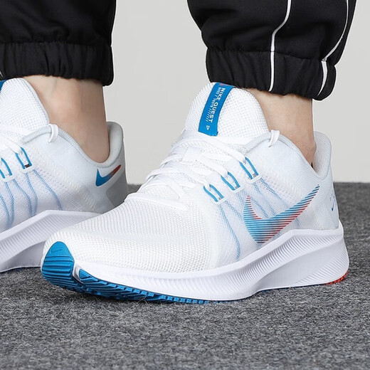 耐克（NIKE）男鞋2025新款夏季运动鞋REVOLUTION 6 缓震跑步鞋赤足休闲鞋 DA1105-101白色多色蓝色亮深红 40.5