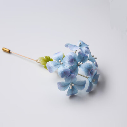 Xiaomi Xingjiangnan picked flowers intangible cultural heritage hand-made velvet blue hydrangea brooch hairpin U hairpin Hanfu cheongsam accessories hydrangea brooch ready stock