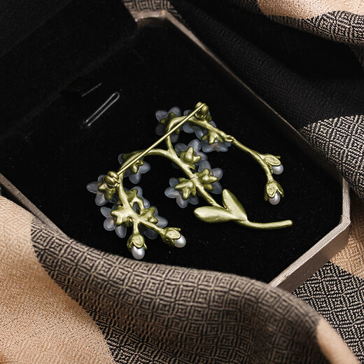 DFANK brooch for women, anti-exposure, simple, student forest style, versatile and atmospheric, ins trendy female corsage, sweater accessories pin, forget-me-not brooch