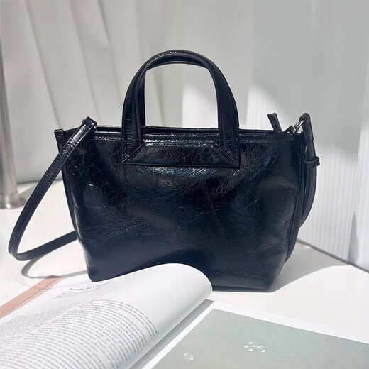 Bulldrome Women's Bag 2025 Nuevo diseño de nicho de nicho Bolso de cuero de alta gama Bolso para mujeres Versátil Versátil de un solo hombro Crossbody Bolse de moda de color caqui-Large-1396 (Aimorii)