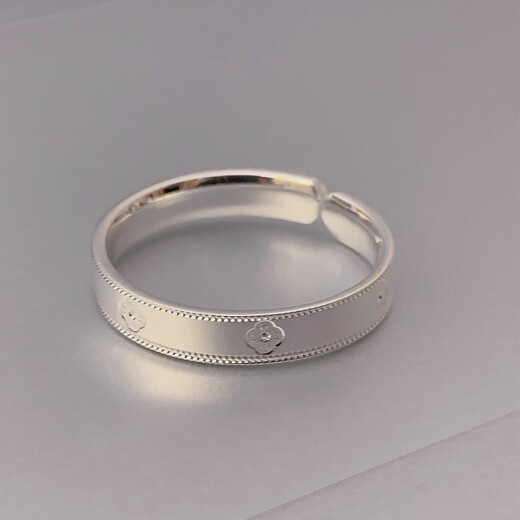 Qiuyu pure silver 999.9 all-over sterling silver ring Seiko four-leaf clover flower couple ring new Christmas birthday gift 9999 sterling silver ring women's + gift box