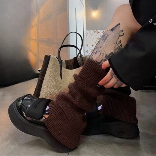 Gray piles of socks for women jk thickened knitted wool leg covers y2k spring, autumn and winter retro Japanese flared socks, brown, 1 pair, one size fits all