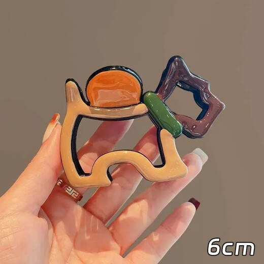 Zan Yingmei 2025 new medium-sized high-end gripping clip for women, simple design, wavy shark clip, hairpin clip for back of head, yellow coffee color puppy gripping clip, 1 piece