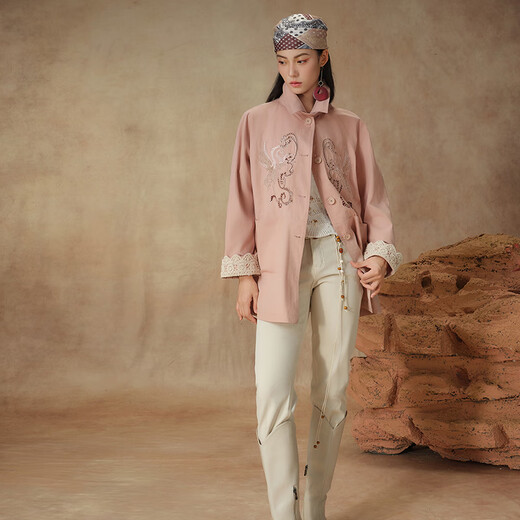 
Yun Simu Xiang Ysimo-X Modern Chinese Style 2025 Early Autumn Embroidery Hollow Medium-Length Loose Wind Coat Women 13540 Pink M
