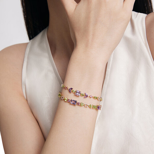 Chow Tai Fook ENZO TV series Hard to Deceive co-branded 18K gold wisteria flower gemstone bracelet for women