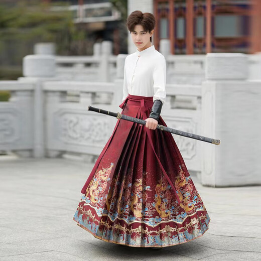 Xuanmo Jupe à face à cheval Handsome Dragon Match Dragon tissé Gold Horse Faced Jirt Men's Men's de grande taille de grande taille