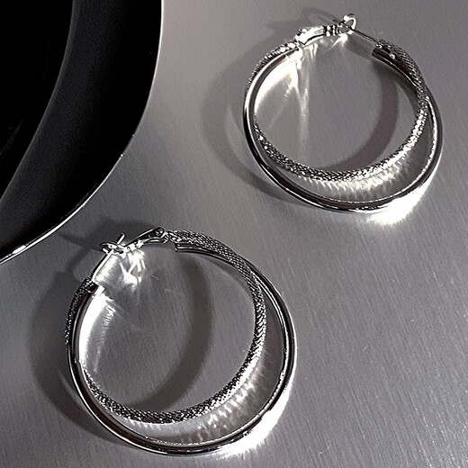 Fan Shengyu Su hoop double hoop large earrings for women 2025 new high-end simple and atmospheric earrings fashionable face-showing small earrings double hoop earrings - silver