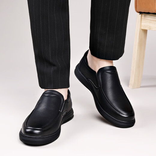 Kangaroo (Daishu) gebrochene Größe 2025 Herrenschuhe Herbst neue oberste Schicht Cowide Business Lederschuhe Männer ein Fuß mittleren Alters Schuhe mit mittlerem Alter.