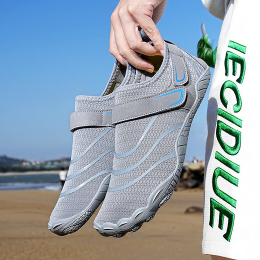 Comprehensive indoor training shoes for men and women, non-slip breathable sports shoes, shock-absorbing soft bottom rope skipping shoes, treadmill special shoes, black 41