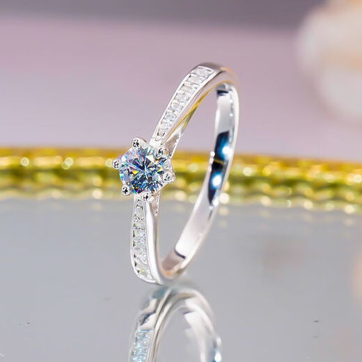 18pt950 Moissanite Diamond Ring Women's Fashion Classic Six Claw Straight Arm 30 Points Diamond Ring Request for Engagement Ring 2g 30 Points No. 19