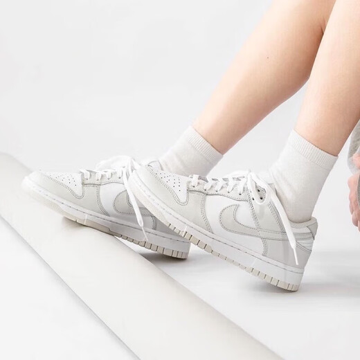
Nike NIKE men's shoes women's shoes summer new Dunk Low couple's sneakers fashionable and versatile low top casual shoes for women DD1503-103/DD1391-103 35.5 (GS)