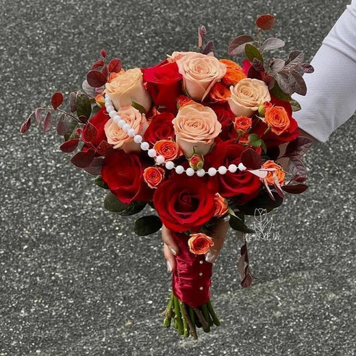 【抖音同款】婚礼手捧花新娘手捧结婚出片郁金香领证仿真花拍照道 缘定三生高端手捧花