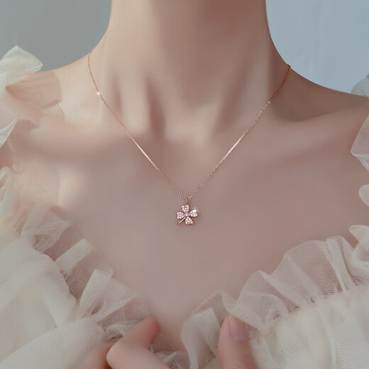 Laomiao 925 Sterling Silber Vierblattklee Halskette für Frauen Schlüsselbeinkette Neue Stil 2025 Nische leichte Luxus-Halskette Vierblätter Klee Pendellanpendel Halskette-Silver Weißer Diamant