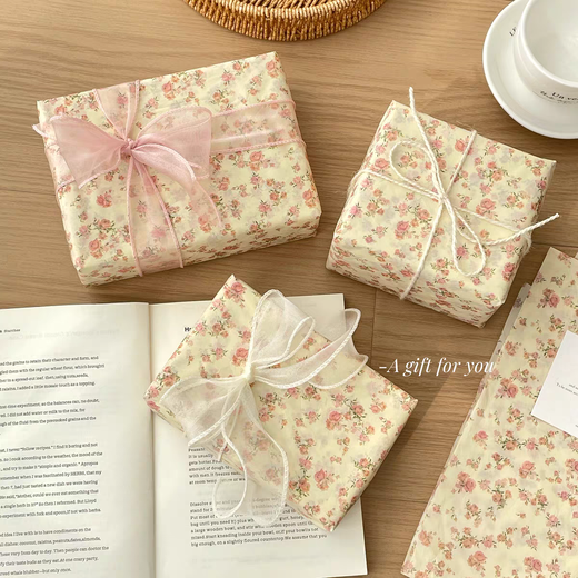 Romantic pink small floral snow pear paper flowers, floral art, high-looking gift wrapping paper, holiday surprise for girlfriend, 10 pieces of floral snow pear paper + one roll of cream fishtail yarn