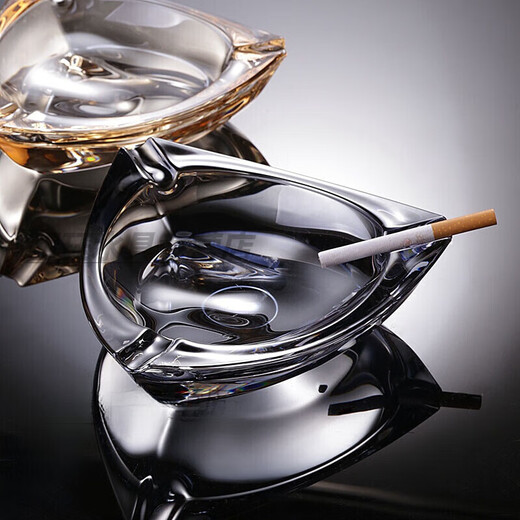 Xijue Creative European Modern Thick Crystal Glass Large Ashtray Fashion Personality Living Room Office Ashtray Ornament Triangular Noble Gray 17cm