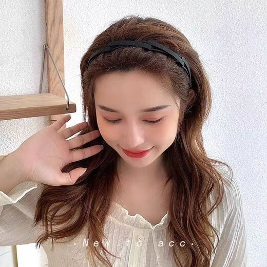 Lika Shi's new retractable hair hoop portable artifact folding hairband hairpin female invisible hair hole toothed headband hairpin folding hair hoop Korean powder