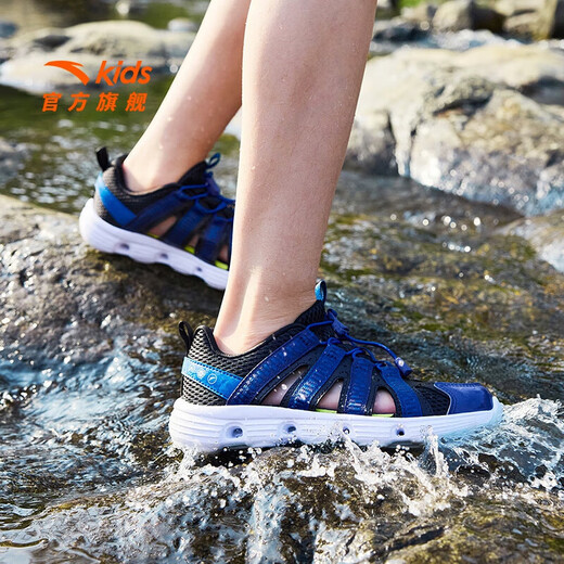 ANTA children's sandals, boys' shoes, 2026 summer new outdoor water and land tracing shoes, toe-toe anti-collision beach shoes, black/light dark blue/industrial blue-3 38, shoe inner length 24cm