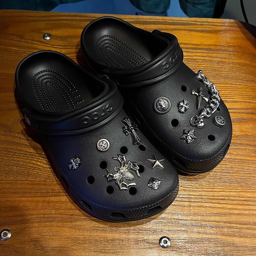 OIN adaptierte Lochschuhe Zubehör Schuhblume Crocs Metall Retro Schuhschnallen Accessoires High-End-Schnappscheibe Upper Decorative Kette Retro Metal Schuhdekoration [Schuhe nicht enthalten]