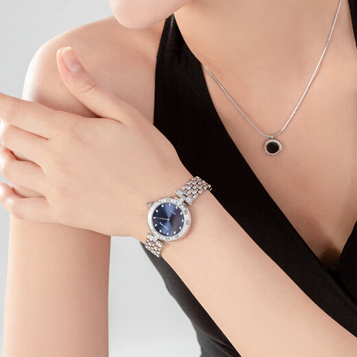 Caloric King Women's Watch's Women's 2025 New Diamond Diamond Inclay Women's Watch Light Luxury Niche haut de gamme Top dix cadeaux d'anniversaire célèbres pour la petite amie CK16822