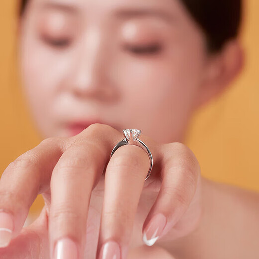 Star Eye Jewelry 18K gold diamond ring for women platinum diamond ring engagement wedding gift ring arm twisting for lover and wife during Chinese Valentine's Day 18K gold twisting arm - 50 points M-N color VS natural diamonds 9-20 circles can be noted