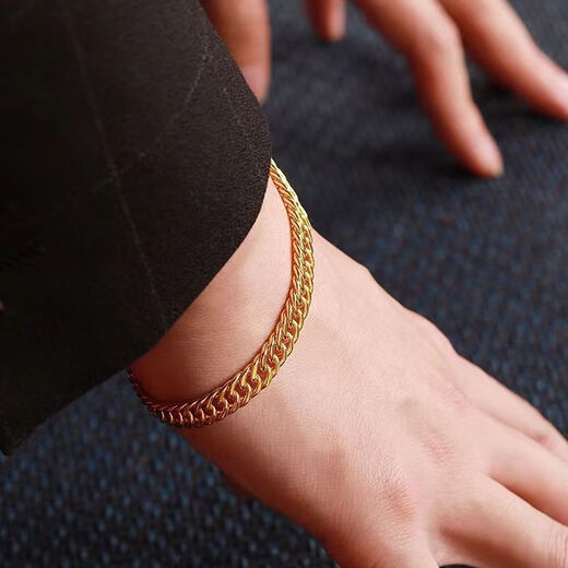 
KZD Old Phoenix 9999 Soft Gold Real Gold Bracelet Men and Women Fashion Solid Gold Horse Whip Boss Chain Wide Face Gift Gold 9 Boss Bracelet 18 grams Original price 13,968 yuan