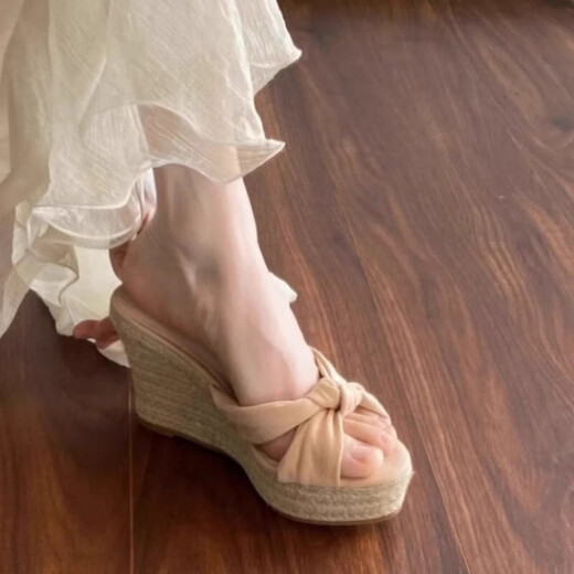 Hochzeitsartefakt 9 cm kleine Brautschuhe dicker Sohle Erhöhung ohne Müdigkeit, Strohwebgewebe und Schwammkuchen Sohle High Heel Pantoffers Aprikosenfarbe 36 36