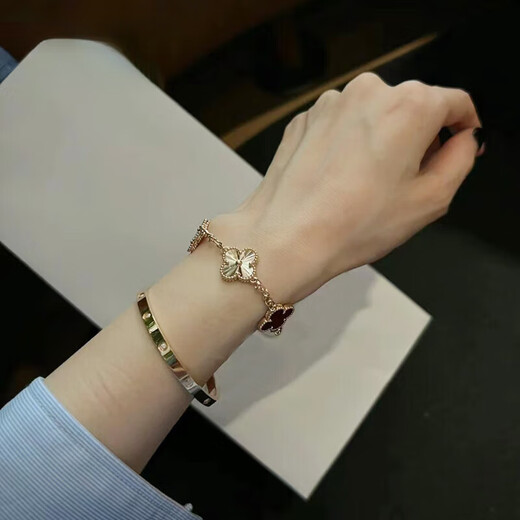 FEACHE Light Luxury Jewelry Fashion Accessories Rose Gold Four-leaf Clover Bracelet Memorial Day Chinese Valentine's Day Gift to Girlfriend and Wife Rose Gold-Five Flowers Laser