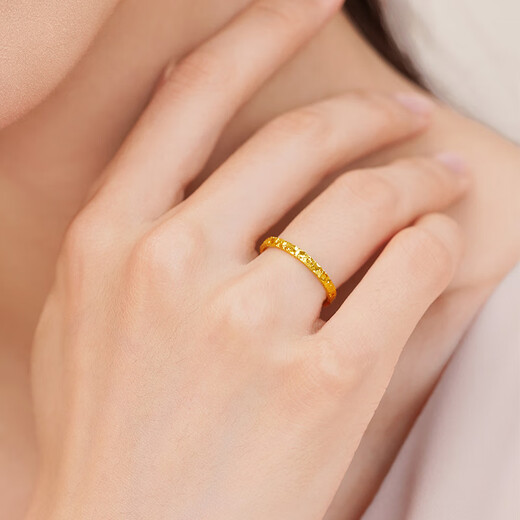 Laomiao gold 18K gold sparkling ice ring sparkles brightly