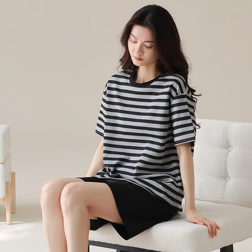 红豆（Hodo）2025睡衣女夏季短袖短裤黑色条纹休闲可外穿简约家居服套装 XYZT9885_套装 M _建议75-95斤
