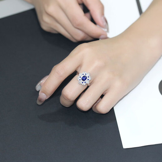 HEEKAIYI Sapphire Necklace for Women Royal Blue 18K Gold Diamond Pendant Chinese Valentine's Day Birthday Gift for Wife and Girlfriend Selected Sapphire Necklace 1.07 carats / diamond 42 points