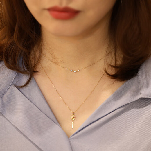 Only pair of gold key pendant S925 silver high-end light luxury niche design k gold necklace women's 2025 new style