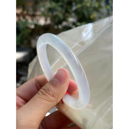 胖东来天然高冰种白月光手镯翡翠色玉镯玛瑙正圈细圆条镯子玉髓女水沫玉 53-54mm宽条