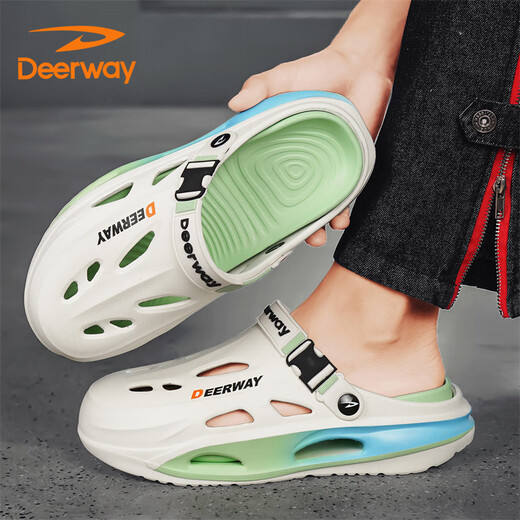 Deerway (Deerway) Sandals Chaussures masculines 2025 Chaussures de trou d'été Chaussures de plage pour hommes polyvalentes à double usine à la mode vert blanc clair 42/43