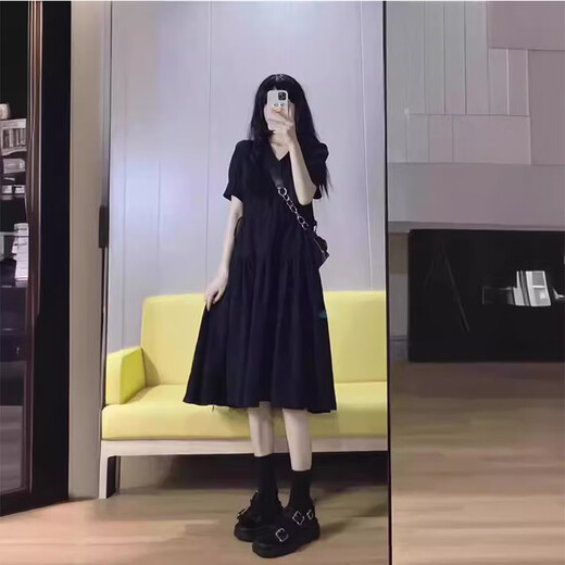 Harudi Hepburn style black French V-neck dress for women 2025 summer new style versatile loose trendy long skirt for women Black M (95-110Jin[Jin equals 0.5 kg])