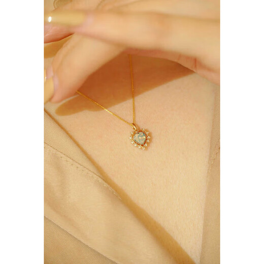 MHFDO Opal Love Pendant Necklace Women's Fashion Retro Design 18K Gold Diamond Clavicle Chain Niche