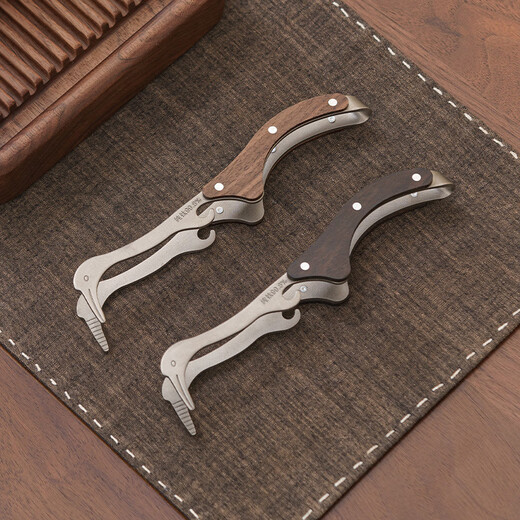 Let’s take some pure titanium tea clips, household tea accessories, tea ceremony tea sets, tea clips, tea cup clips, tea ceremony accessories, pure titanium skylark tea clips (walnut wood type) frosted type