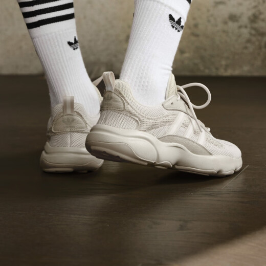 adidas「增嗨鞋」HAIWEE经典复古运动老爹鞋男女阿迪达斯三叶草   灰白/米色   40