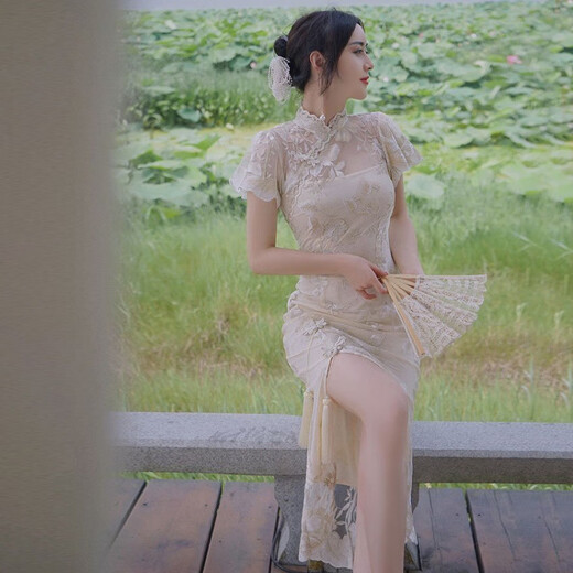 尚晗荷花香刺绣国风改良开叉旗袍2025夏季新款气质修身显瘦连衣裙 米白色优质版 6626 XL