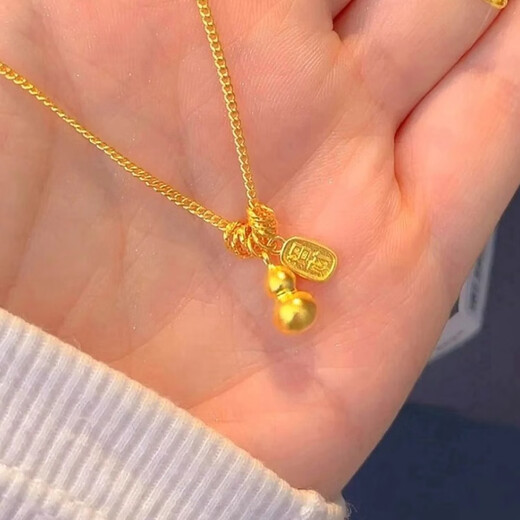 Xinshe Gold Store's same style gourd necklace for women 2025 new minimalist gold imitation sand gold long-lasting small gourd necklace to attract wealth and good fortune small gold gourd necklace