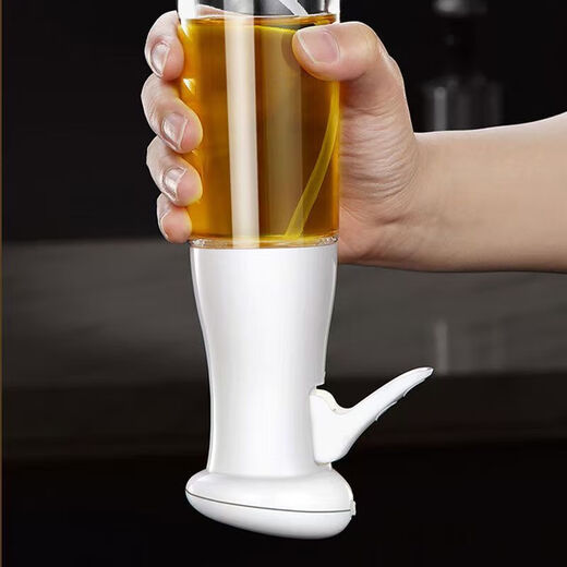 Kitchen spray bottle, barbecue olive oil, edible oil spray bottle, atomized fat-reducing oil spray artifact, household oil spray bottle, random color (one) 220