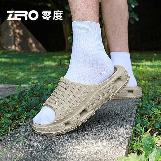 Zero-Männer-Hausschuhe 2025 Sommer neuer Stil Outdoor-Sandalen nicht gleitsam